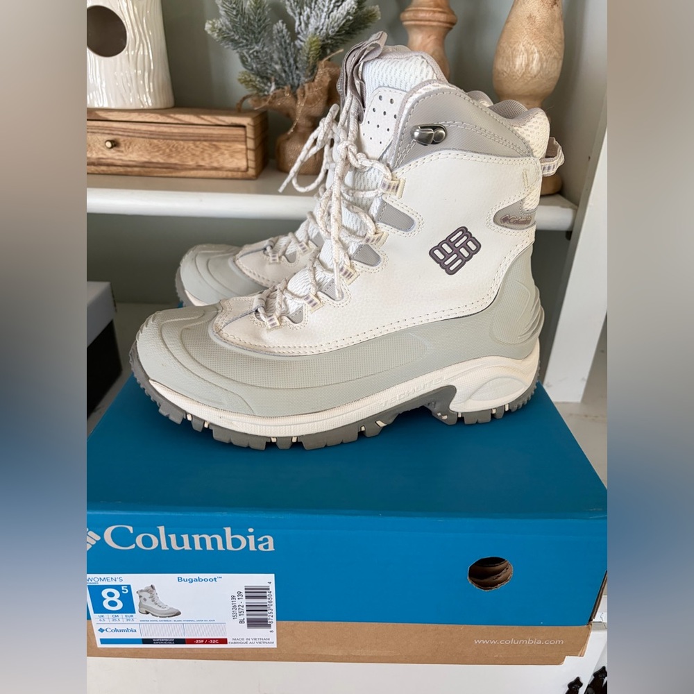 Columbia Women's Bugaboot White Winter Boots